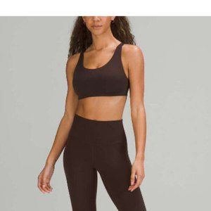 NWT LULULEMON In Alignment Straight-Strap Bra Light Support, C/D Cup SIZE 4